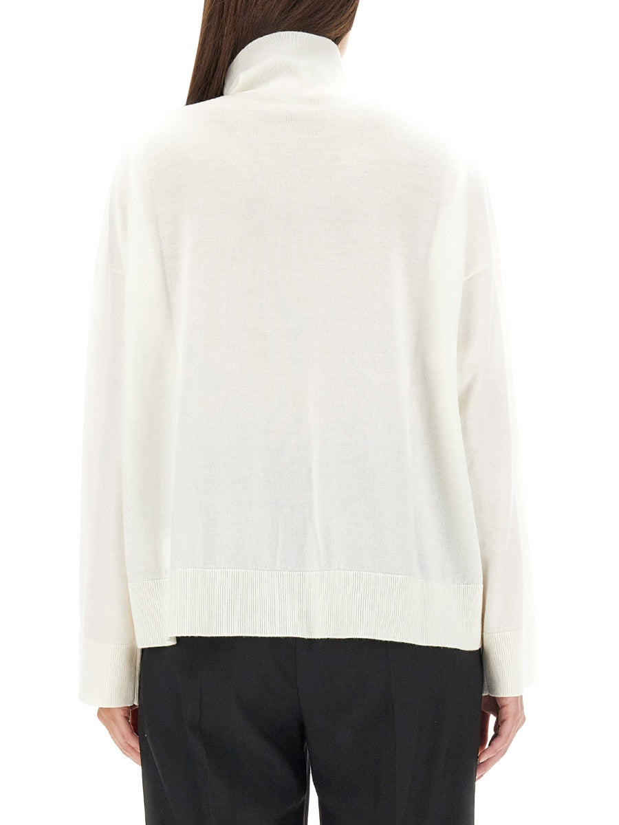 Bottega Veneta premium sweaters & pullovers detail and craftsmanship close-up
