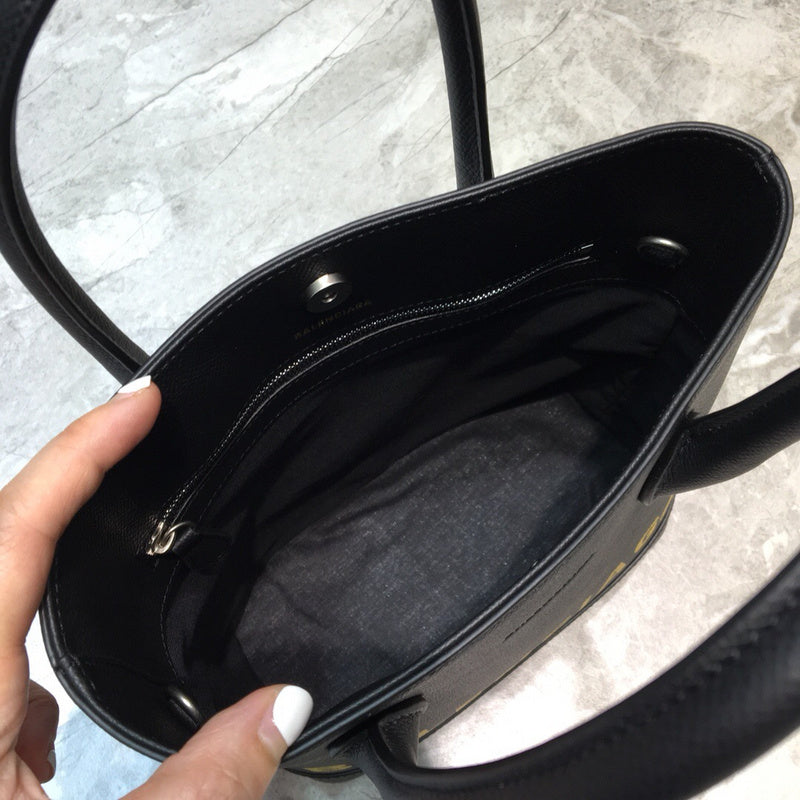 Sophisticated Vegan Leather Handbag - Chic Everyday Appeal | Women's Luxury Handbag #912 - alternate angle view (image 8) of designer-inspired handbag