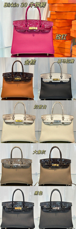  Refined shoulder bag carried on shoulder
