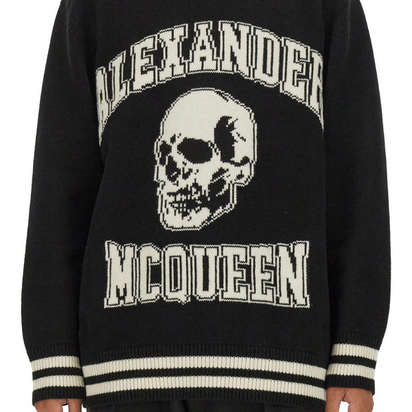 Close-up of Alexander McQueen sweaters & pullovers hardware and fine stitching