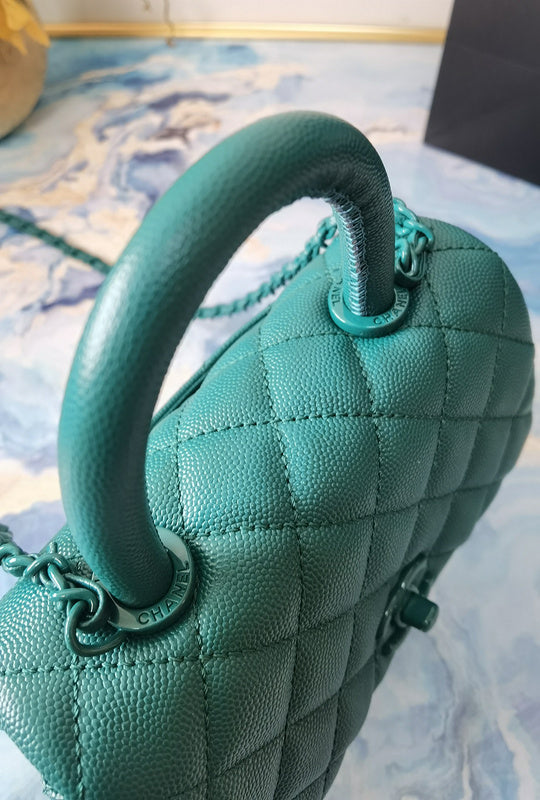  women's handbag, mid design, view 7