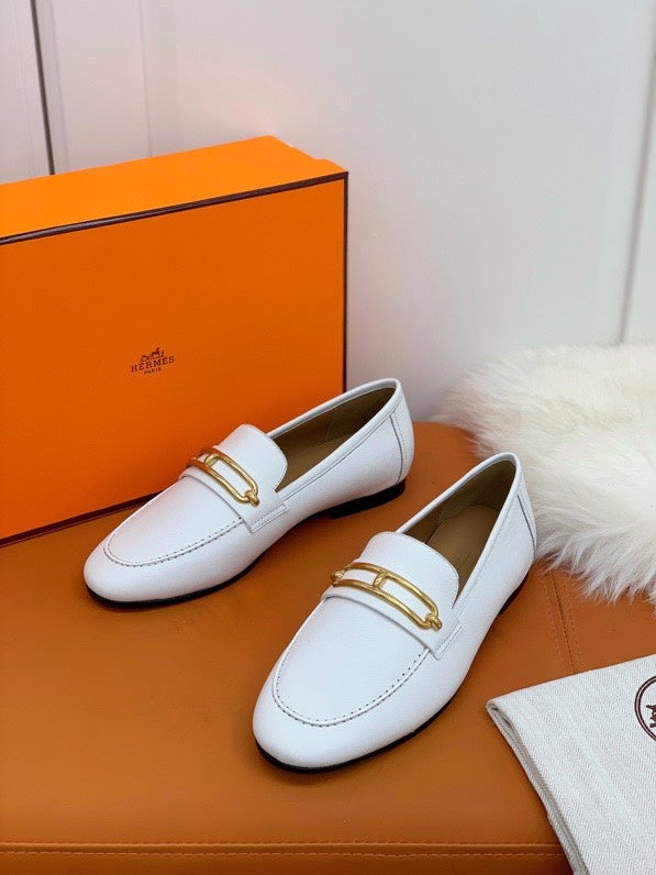 Hermes shoes Style 363 - full pair display