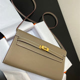 carryall bag close-up of hardware and finish 29