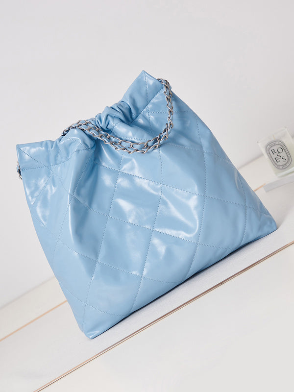  spacious purse view 7