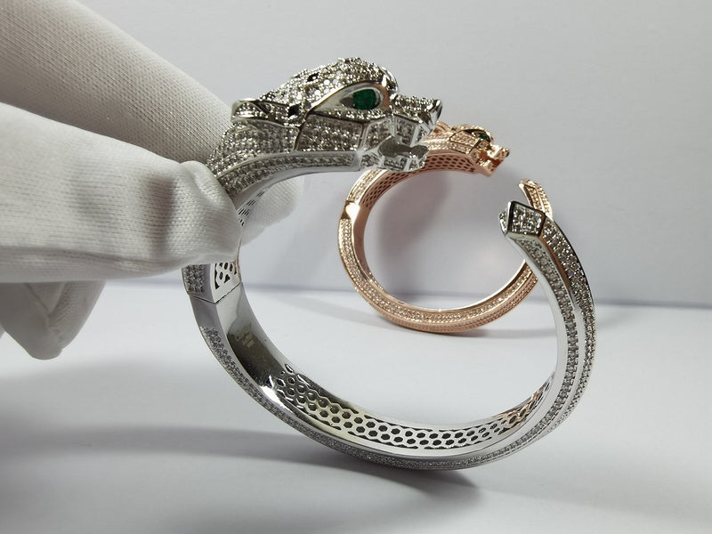 Front view of Cartier unisex jewelry piece
