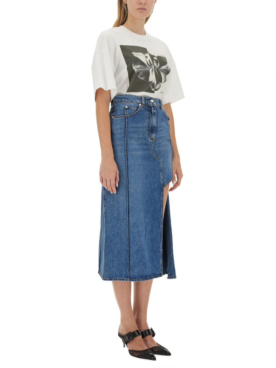 Alexander McQueen T-Shirts? Alexander Mcqueen Women Photographic Orchid T-Shirt Premium Designer Cotton T-Shirt