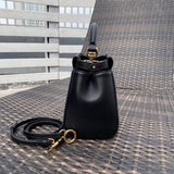 Ziva's Charm handbag – close-up view (Standard Size)