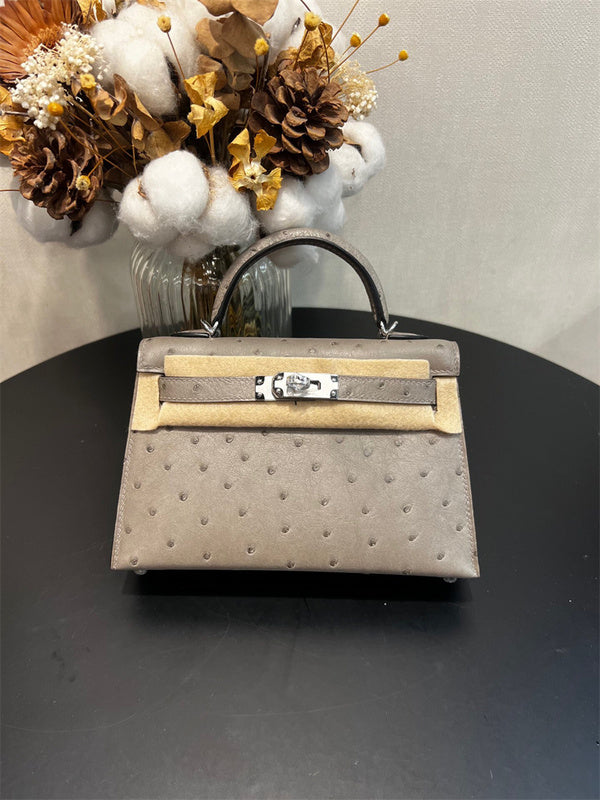  Everyday satchel front view