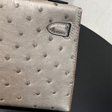  satchel interior and compartment view