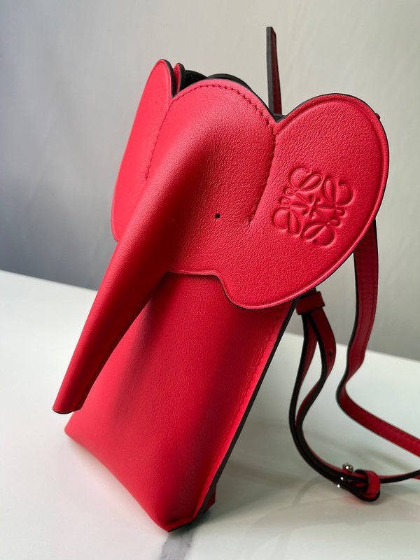 Ziva's Charm handbag – detail view (8cm*4cm*19cm)