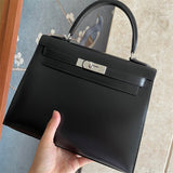  everyday bag interior and compartment view