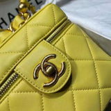  women's handbag, versatile design, view 4