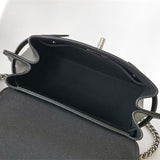  clean-lined shopper bag detail view showing craftsmanship 14