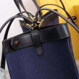 Ziva's Charm handbag – close-up view (Standard Size)