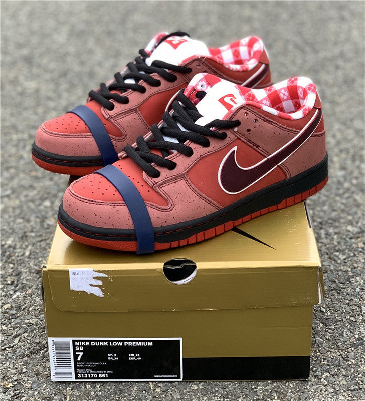 Nike Men's & Women's Designer Lifestyle Shoes — Style 200 interior view