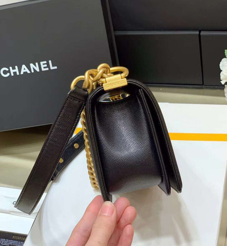  mid purse view 6