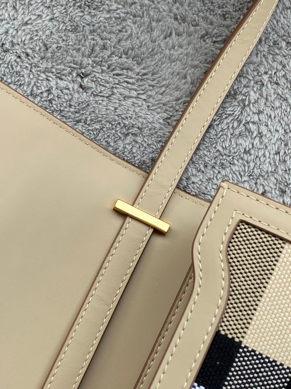 Contemporary Premium PU Leather Handbag - Smooth Faux-Leather Exterior | Women's Everyday Carry Handbag #1085 - texture close-up (image 9) of designer-inspired handbag