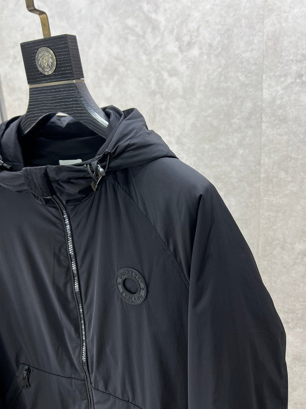 Three-quarter angle view of Burberry luxury piece style No.553