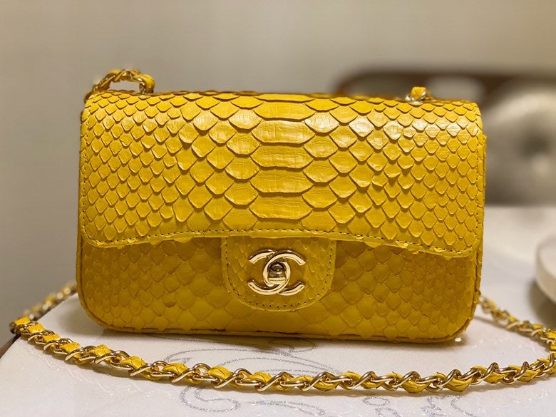  women's handbag, versatile design, view 5