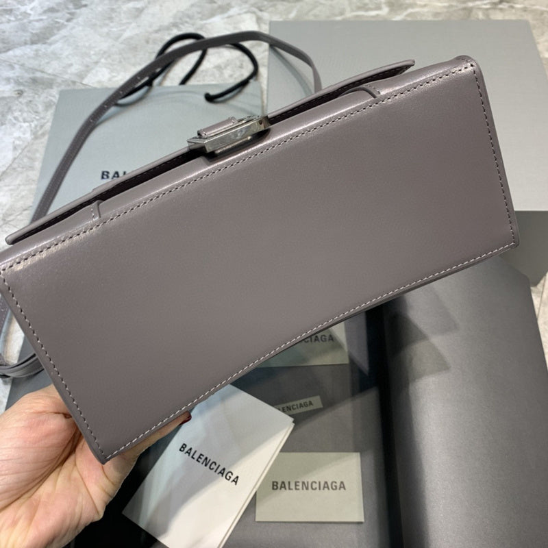 Zivas Charm Polished Finish Premium Handbag (Premium Everyday Carry) – Styled Look