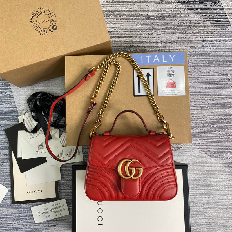 Side profile of signature chic women's handbag – women's designer-style accessory