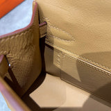 Understated bag women's premium everyday handbag