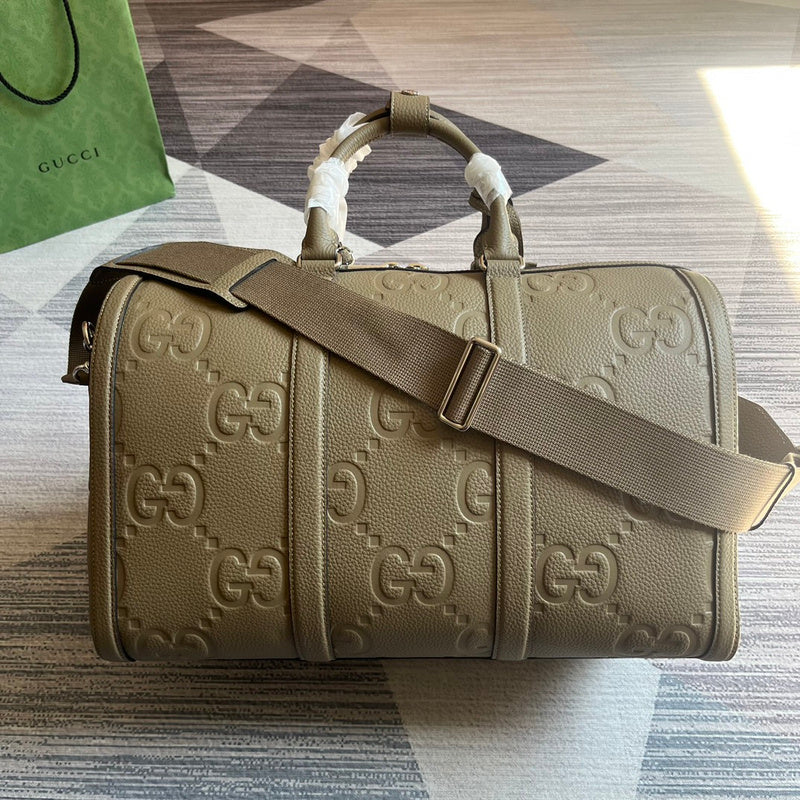 Side profile of everyday-luxe premium women's handbag – women's luxury accessory