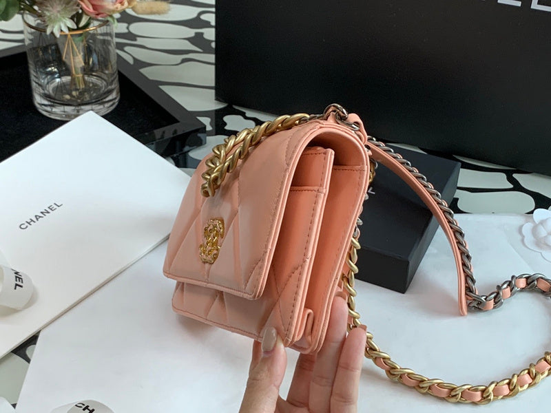  mid purse view 8
