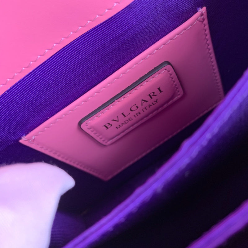 Bold Vegan Leather Handbag - Statement Silhouette | Women's Fashion Handbag #1692 - close-up detail shot (image 3) of designer-inspired handbag