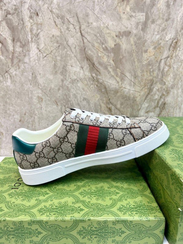 Gucci crisp white luxury sneakers view 5 retro runner design