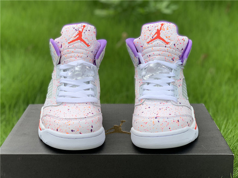Nike Men's & Women's Designer Lifestyle Shoes — Style 104 side view