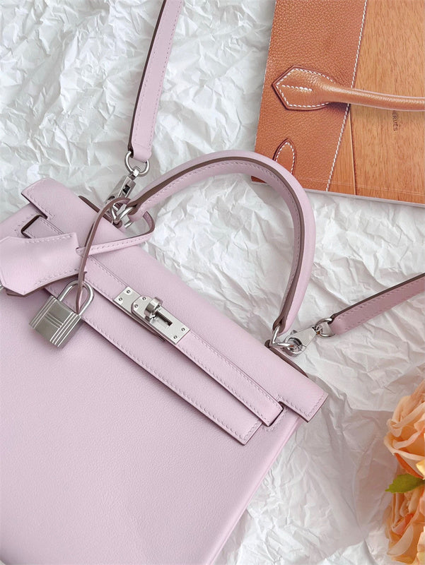  top-handle bag close-up of hardware and finish