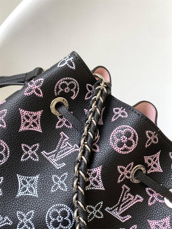  modern structured bag styled with outfit