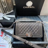  women's handbag, mid design, view 1