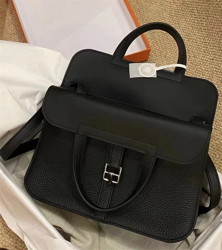  essential shopper bag styled with outfit 42