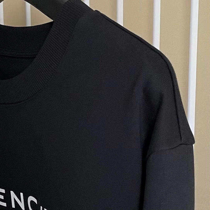 Full silhouette view of Givenchy luxury piece style No.205