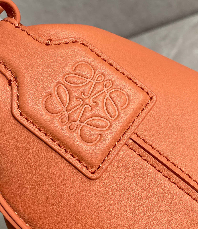 Ziva's Charm handbag – product shot (20.5cm*17cm*12.5cm)