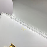 Side profile of signature everyday-luxe women's handbag – women's designer-style accessory