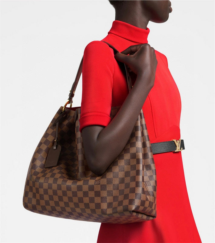  crossbody bag interior and compartment view 21