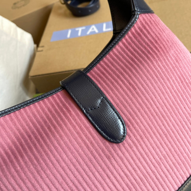 Close-up detail of refined classic women's handbag – women's luxury handbag