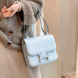 Streamlined bag women's premium everyday handbag