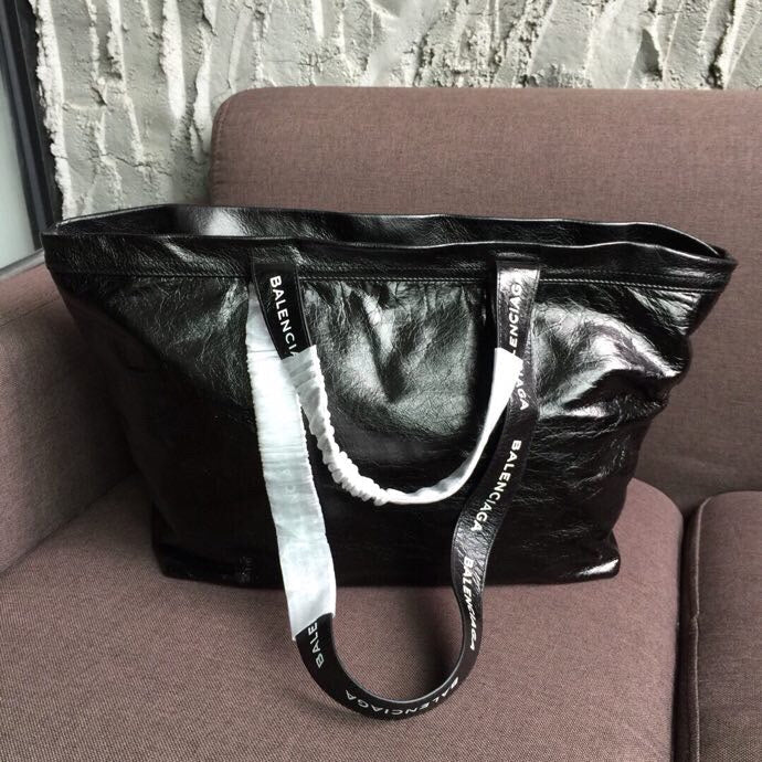 Refined Vegan Leather Handbag - Signature Hardware Accents | Women's Fashion Handbag #948 - back view (image 4) of designer-inspired handbag