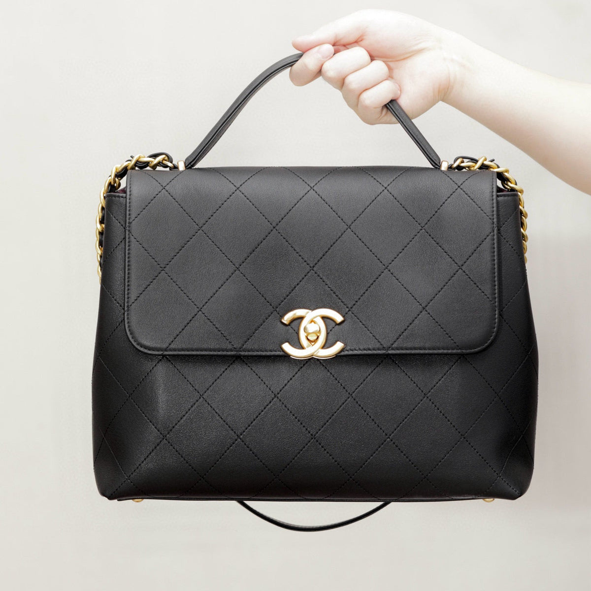 Front view of Chanel 25S Large Bag premium bag