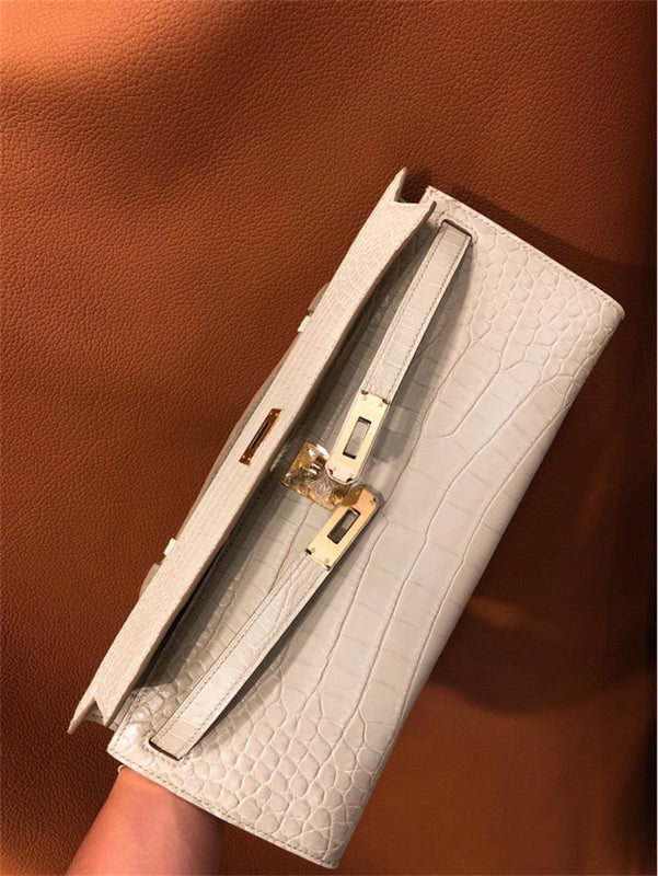 Poised handbag styled for everyday wear