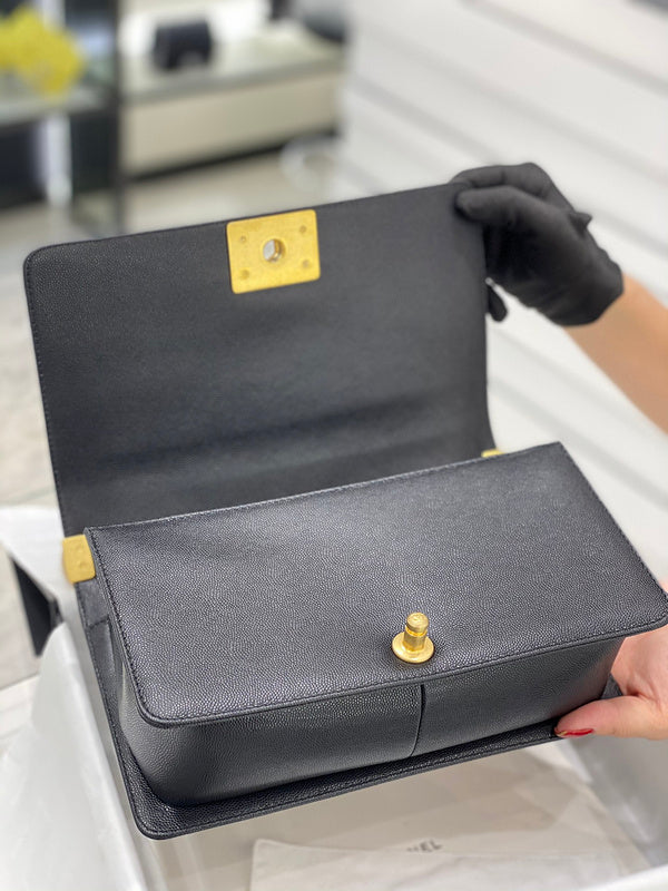  women's handbag, mid design, view 5
