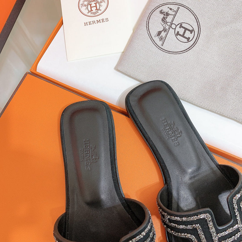 Hermès Nude Ankle Boots - Sole Detail View