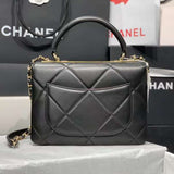 Zivas Charm Timeless Appeal Luxury Handbag (Structured Everyday Essential) – Close-Up Detail