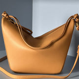 Ziva's Charm handbag – full view (28cm*17cm*9.5cm)