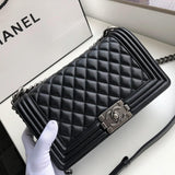  women's handbag, mid design, view 3