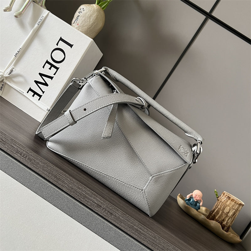 Ziva's Charm handbag – side angle view (18cm*12.5cm*8cm)